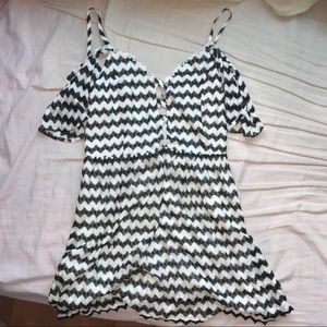 Black and white dress (M)